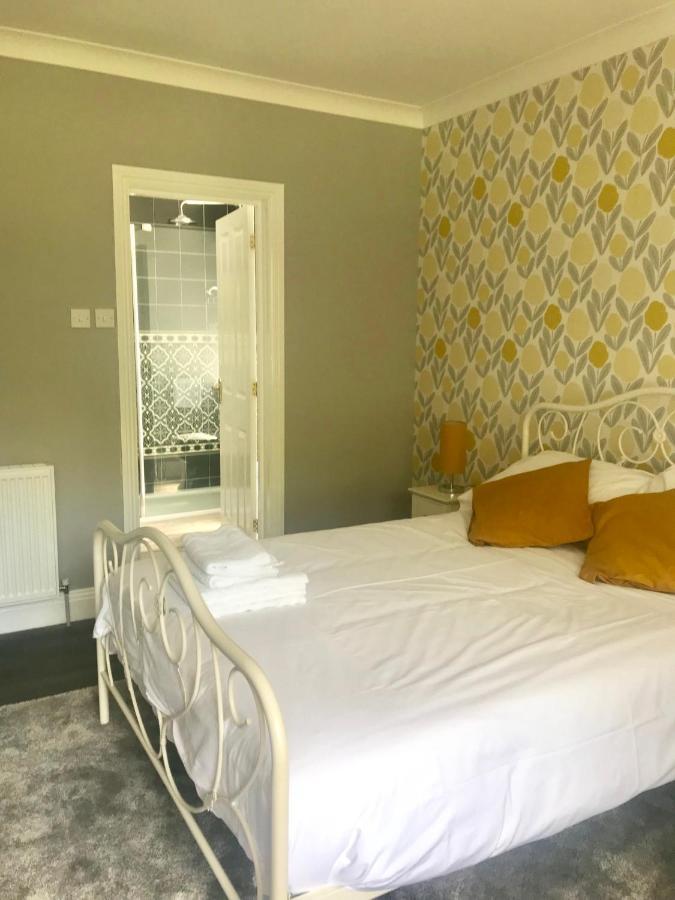 Fairlawn Bed and Breakfast Bishops Waltham Exteriör bild